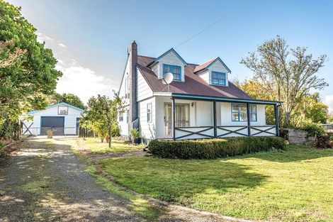 Photo of property in 22 Waitere Street, Marton, 4710