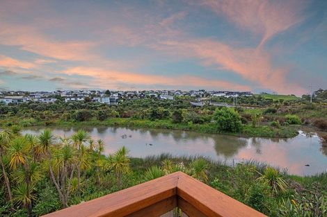 Photo of property in 7b Glenvar Road, Torbay, Auckland, 0630