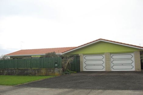 Photo of property in 53 Mcfarlane Street, Oakura, 4314