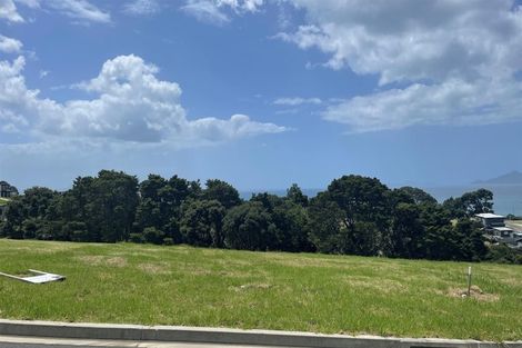 Photo of property in 5 Starlight Place, Langs Beach, 0582