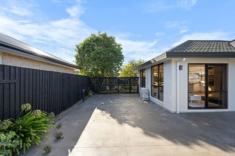 Photo of property in 29 Anglesea Avenue, Parklands, Christchurch, 8083