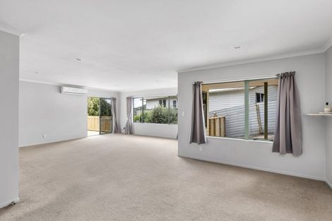 Photo of property in 42 Rangitake Drive, Spotswood, New Plymouth, 4310