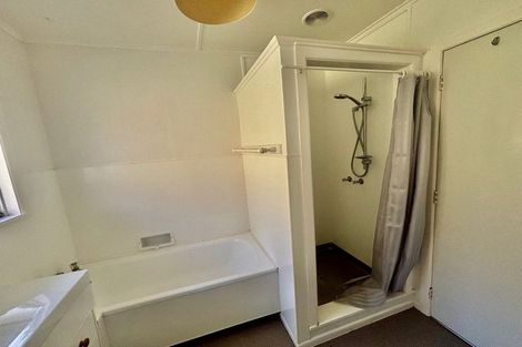 Photo of property in 1a Enfield Road, Hospital Hill, Napier, 4110