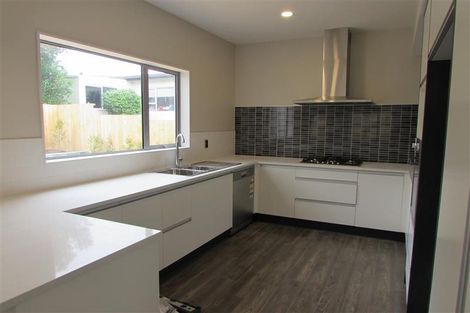 Photo of property in 38a Archers Road, Glenfield, Auckland, 0629