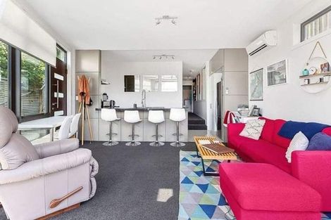 Photo of property in 75c Maida Vale Road, Roseneath, Wellington, 6011