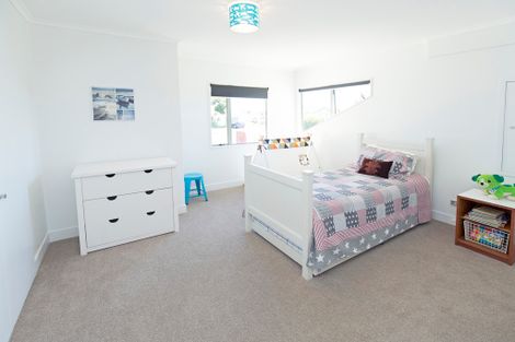 Photo of property in 989 Whangaparaoa Road, Tindalls Beach, Whangaparaoa, 0930