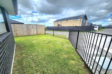 Photo of property in 4 Jonah Lomu Drive, Paerata, 2124