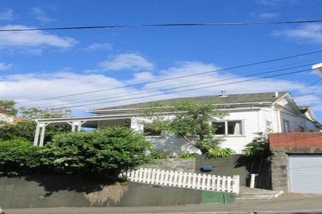 Photo of property in 81 Bolton Street, Kelburn, Wellington, 6012