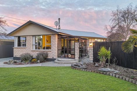 Photo of property in 39 Queen Street, Pareora, 7912