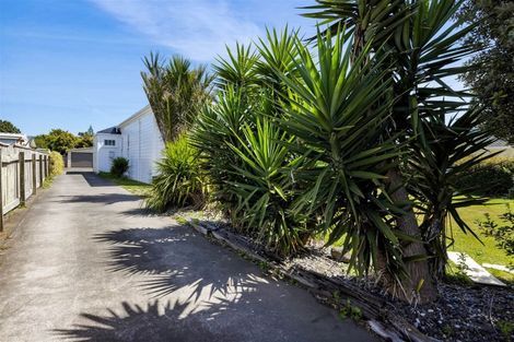 Photo of property in 211 South Road, Hawera, 4610