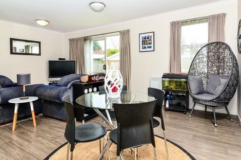 Photo of property in 69 Chiefs Court, Hamilton East, Hamilton, 3216