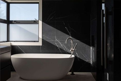 Photo of property in 5 Birchdale Close, Riverhead, 0793