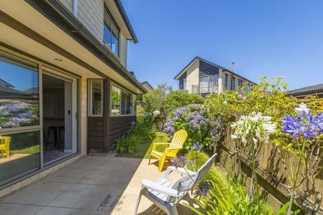 Photo of property in 8 Springhaven Lane, Paraparaumu, 5032