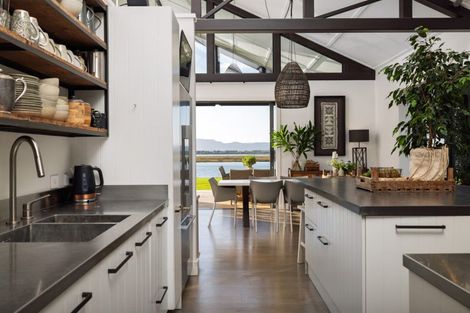 Photo of property in 41a Pahoia Beach Road, Whakamarama, Tauranga, 3172