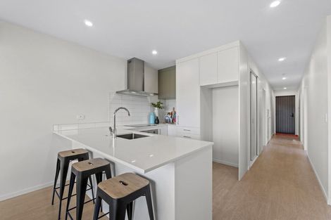 Photo of property in 6/18 Paraone Crescent, Takanini, 2112