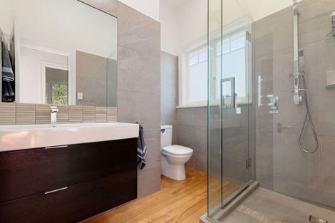 Photo of property in 3 Glen Road, Mornington, Dunedin, 9011