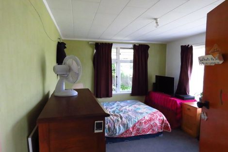 Photo of property in 61 Wakefield Street, Westport, 7825