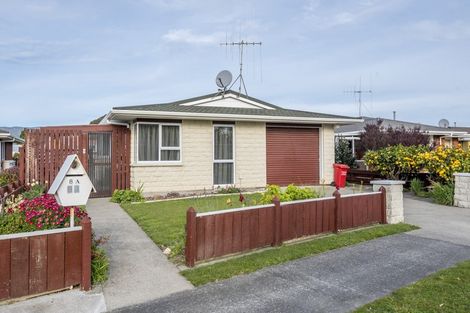 Photo of property in 8a Alexander Place, Otaki, 5512