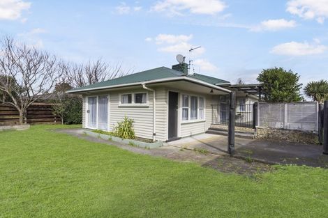 Photo of property in 17 Wilson Place, Papakura, 2110