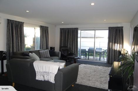 Photo of property in 14 Saint Adela Place, Woolston, Christchurch, 8062