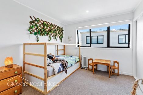 Photo of property in 4/2 Brandon Road, Glen Eden, Auckland, 0602