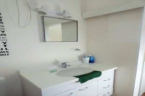 Photo of property in The Triangle, 7/33 Halswater Drive, Churton Park, Wellington, 6037