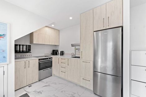 Photo of property in 2c Avon Street, Waterloo, Lower Hutt, 5011