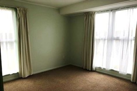 Photo of property in 2/1 Northall Road, New Lynn, Auckland, 0600