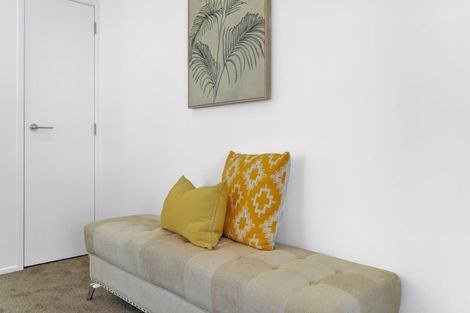 Photo of property in 9 Rosedale Road, Pinehill, Auckland, 0632