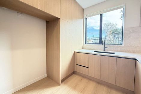 Photo of property in 12a Gordon Avenue, Milford, Auckland, 0620