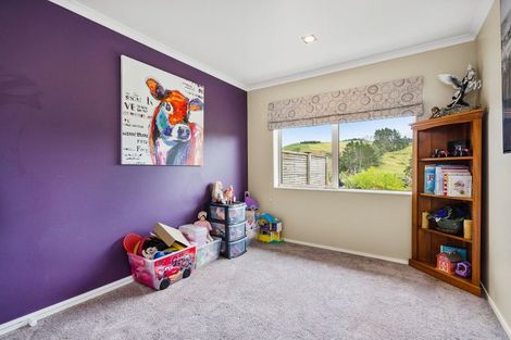 Photo of property in 92 Maungakaramea Road, Puwera, Whangarei, 0178