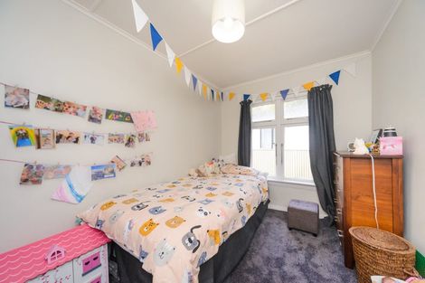 Photo of property in 118 Pahiatua Street, Hokowhitu, Palmerston North, 4410