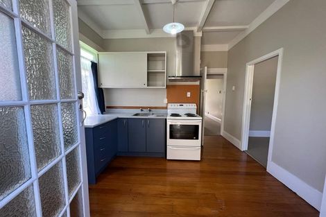 Photo of property in 19 Tirimoana Road, Te Atatu South, Auckland, 0602