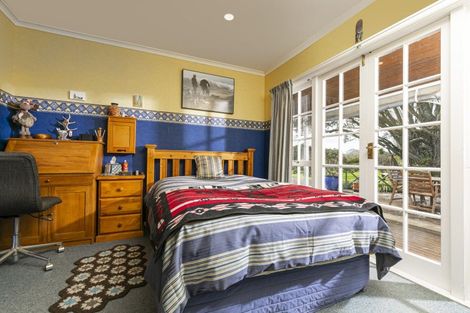 Photo of property in 76 Muriwai Road, Muriwai, 0881