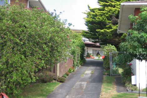 Photo of property in 5 Prestige Place, Castor Bay, Auckland, 0620