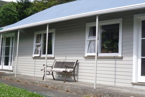 Photo of property in 68 Saint Davids Street, Lyttelton, 8082