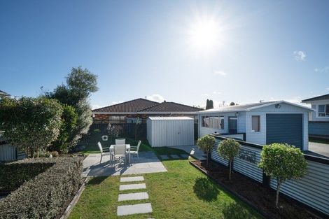 Photo of property in 19 College Street, Awapuni, Palmerston North, 4412