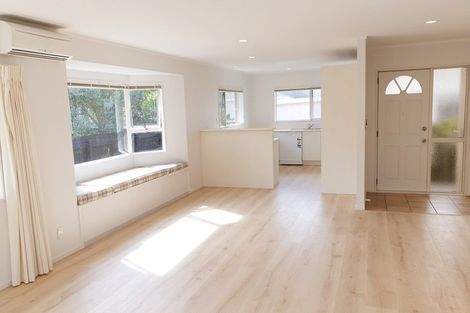 Photo of property in 3/89 Nile Road, Milford, Auckland, 0620