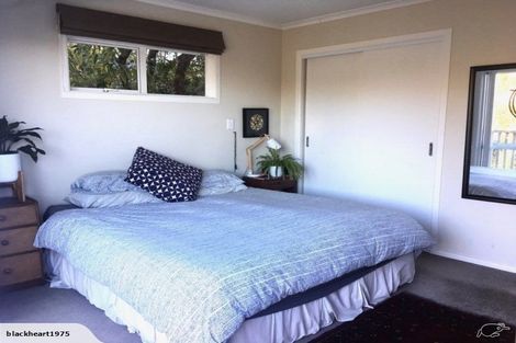 Photo of property in 71 Shakespear Road, Army Bay, Whangaparaoa, 0930