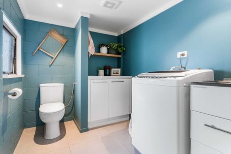 Photo of property in 105 Blane Place, Whangamata, 3620