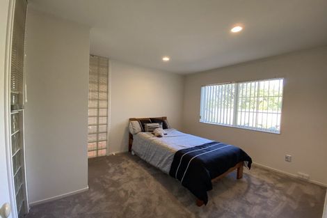 Photo of property in 18 Waru Nui Court, Orewa, 0931