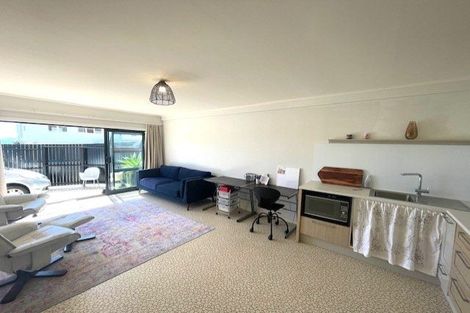 Photo of property in 4/27 Sanders Avenue, Takapuna, Auckland, 0622