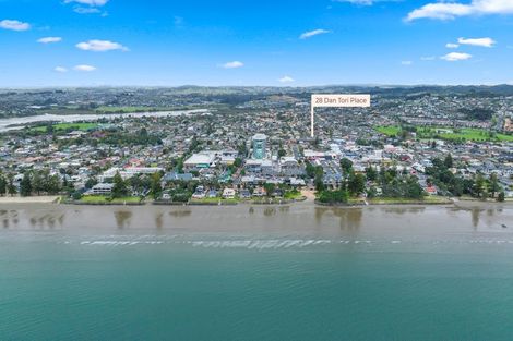 Photo of property in 28 Dan Tori Place, Orewa, 0931