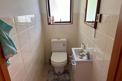 Photo of property in 26 Settlers Grove, Orewa, 0931