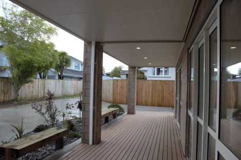 Photo of property in 74 Te Atatu Road, Te Atatu South, Auckland, 0610