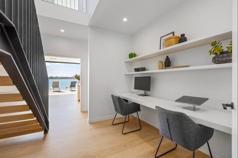 Photo of property in 17 Lansdowne Street, Bayswater, Auckland, 0622