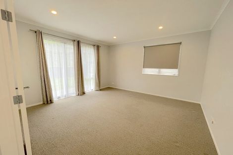 Photo of property in 74 Mackay Drive, Greenhithe, Auckland, 0632