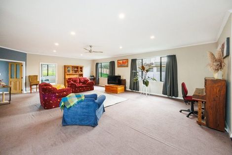 Photo of property in 12a Heatherlea Heights, Feilding, 4702
