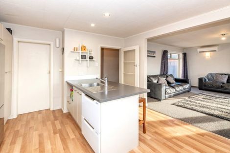 Photo of property in 9 Mottram Street, Redwood, Christchurch, 8051