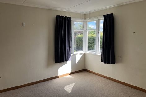 Photo of property in 15 Waterloo Crescent, Hokowhitu, Palmerston North, 4410